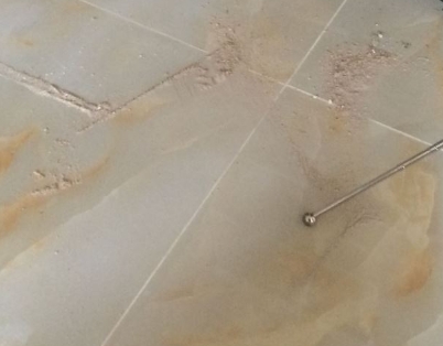苍梧瓷砖空鼓维修公司分享粘合剂选择不当在瓷砖铺贴过程中可能导致以下问题